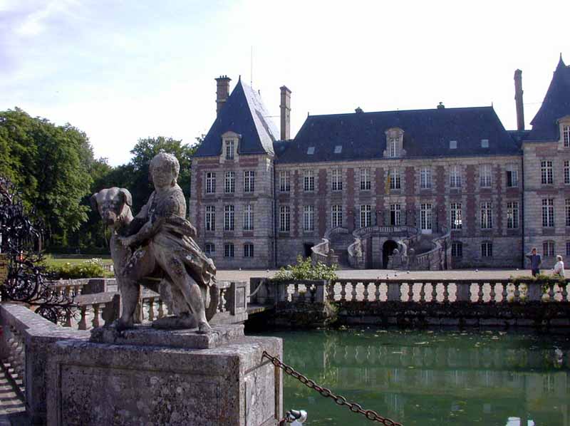 Courances05_chateau_grand-escalier